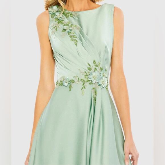 Mac Duggal Green Floral Applique Sleeveless A Line Gown 20365 Women’s Sz 12 - Picture 3 of 9